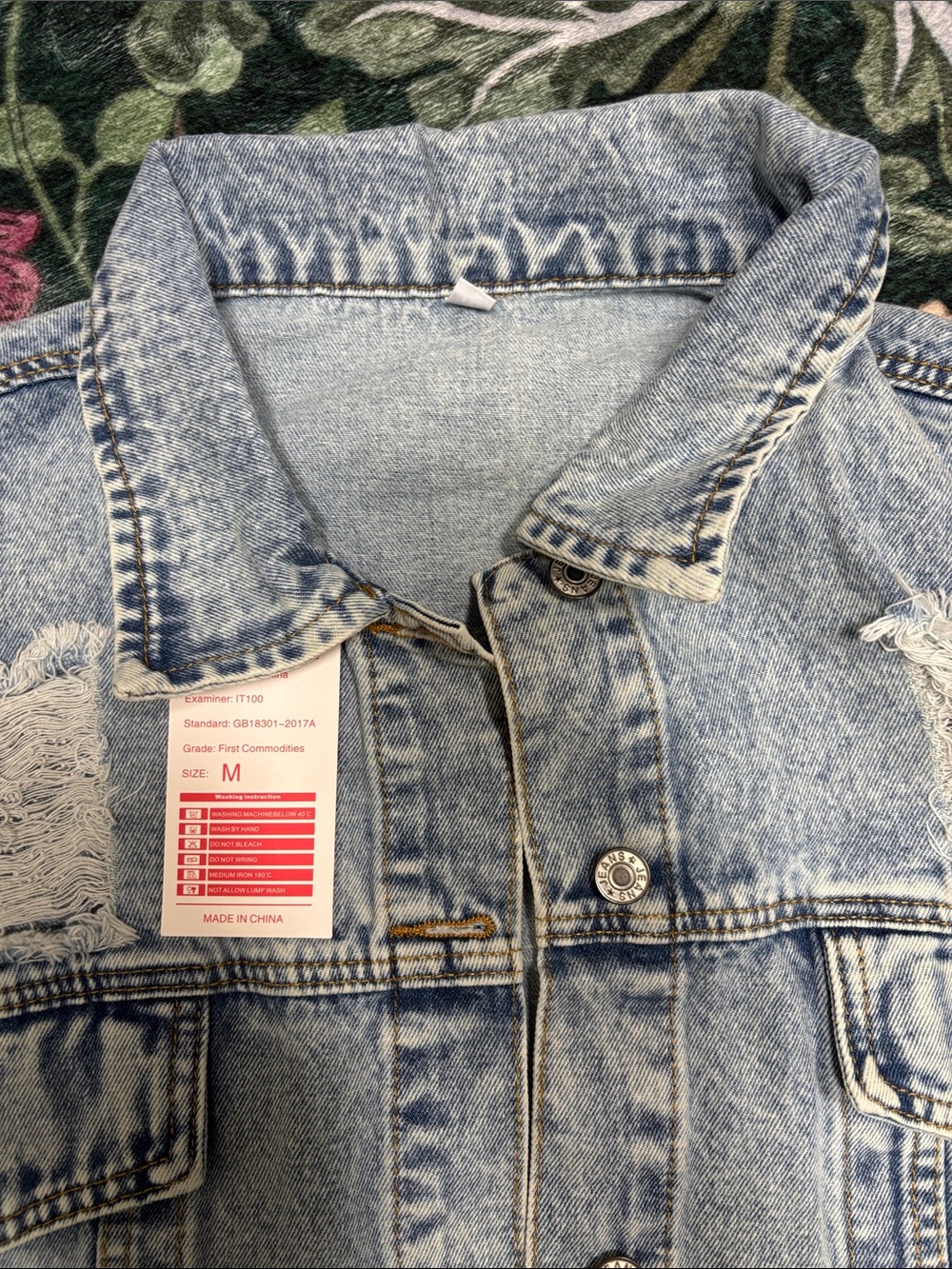 Light Wash Distressed Oversized Denim Jean Jacket - Unbranded - Picture 2 of 8